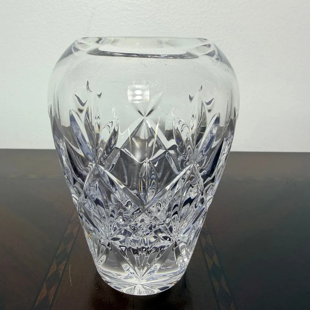 Vintage Signed Tiffany & Co Sybil Cut Crystal Bud Vase 4